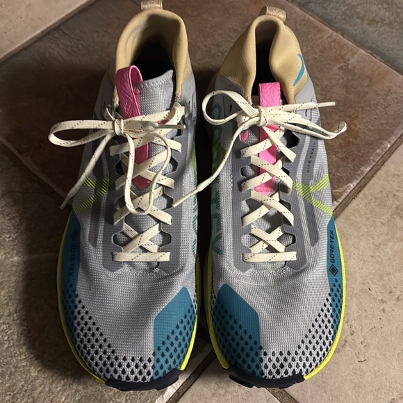 Nike React Pegasus Trail 4 GORE-TEX 'Wolf Grey Volt' | Size 11.5 - Picture 4 of 10